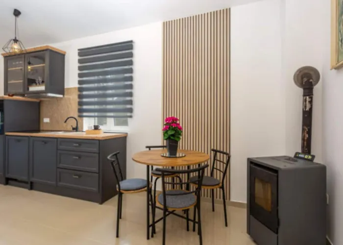 Lägenhet Two Bedroom With Terrace *